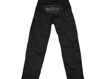 corteiz-guerillaz-cargos-triple-black