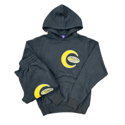 corteiz-alcatraz-moon-black-yellow-tracksuit